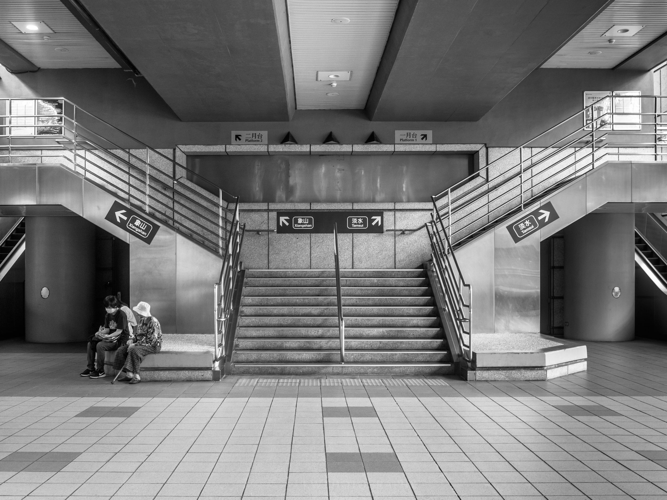R0001800
