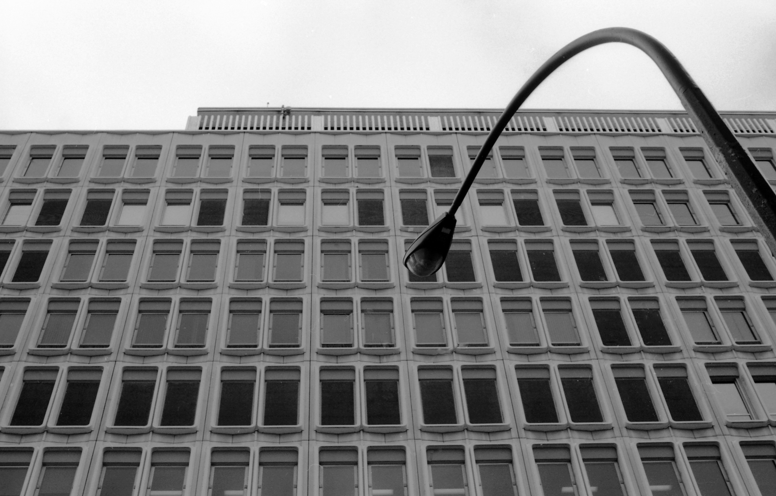 FM2n 711